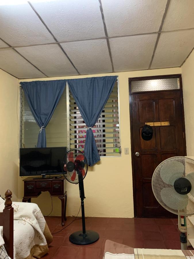 Casa Cisneros Bed & Breakfast León Εξωτερικό φωτογραφία